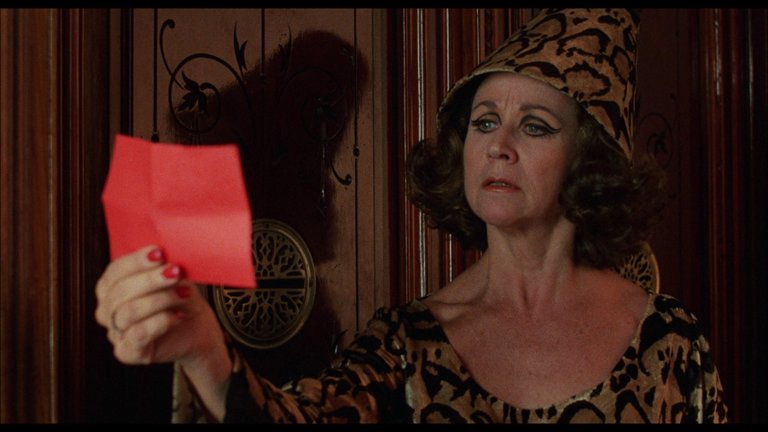 Screen capture from Women on the Verge of a Nervous Breakdown