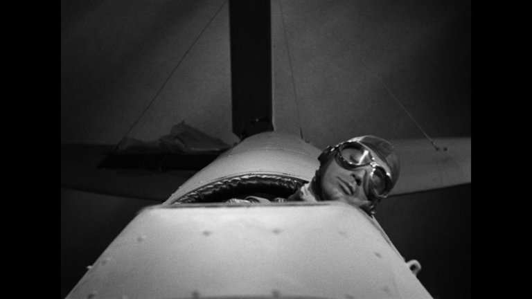 Screen capture from Only Angels Have Wings