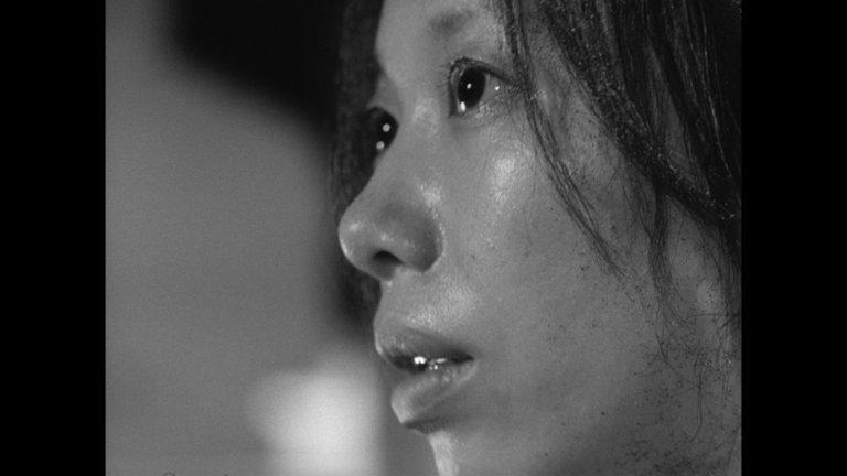 Screen capture from Woman in the Dunes