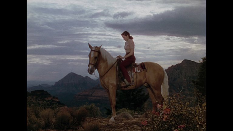 Screen capture from Leave Her to Heaven