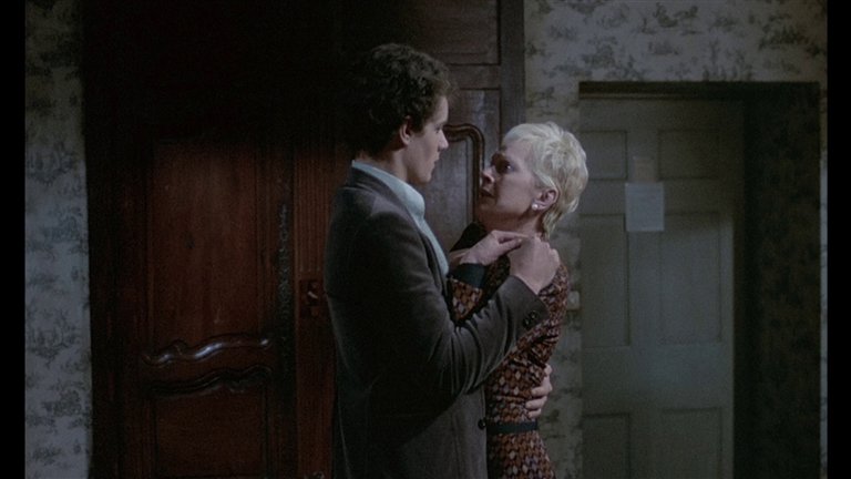 Screen capture from The Phantom of Liberty
