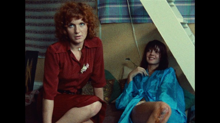Screen capture from Céline and Julie Go Boating
