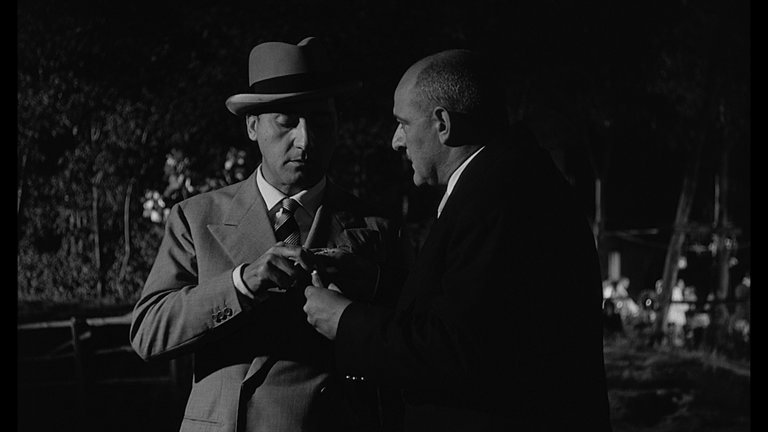 Screen capture from Commedia all'italiana