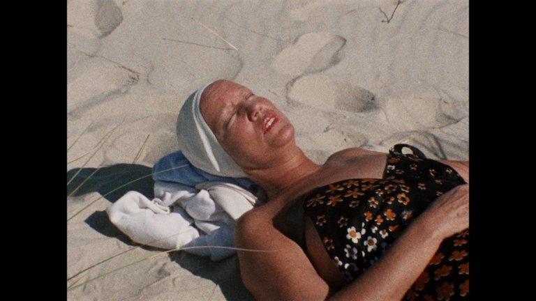 Screen capture from Grey Gardens
