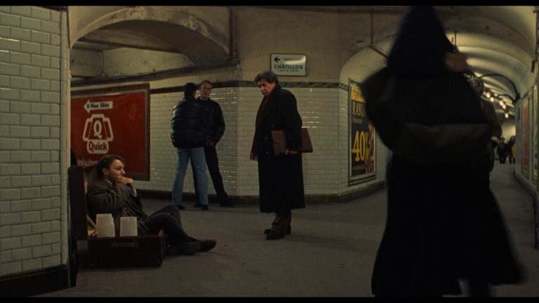 Screen capture from Three Colors: White