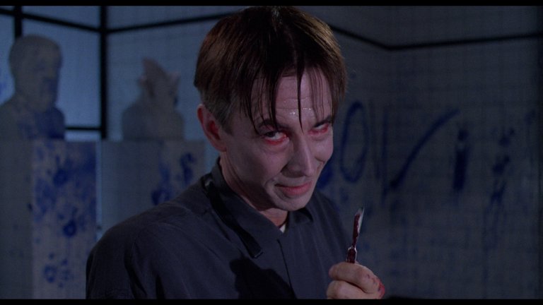 Screen capture from Edge of Sanity