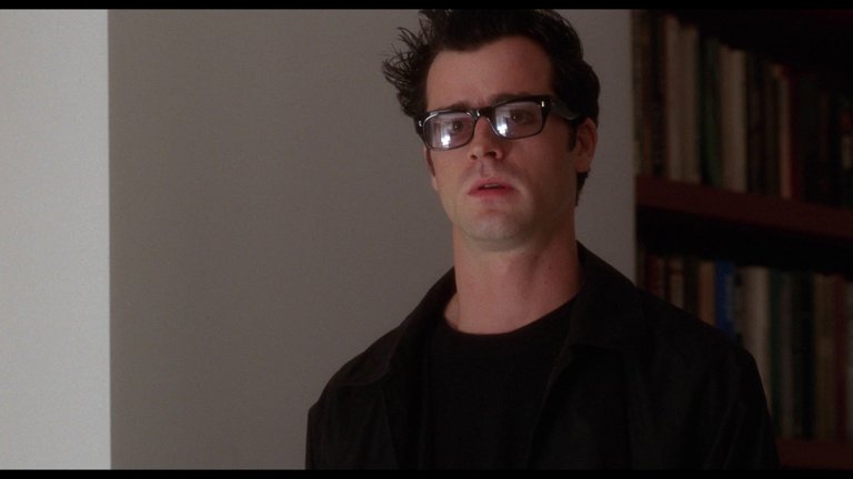 Screen capture from Mulholland Dr.