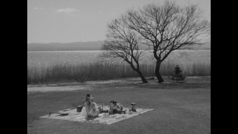 Screen capture from Ugetsu