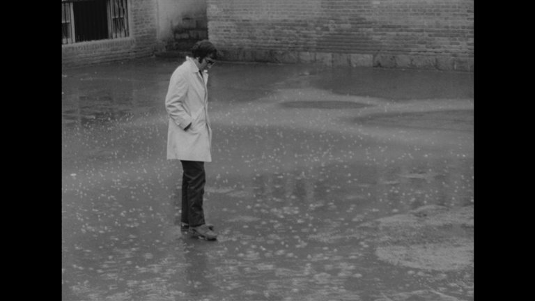 Screen capture from Soleil Ô / Downpour