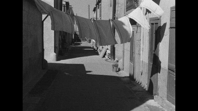 Screen capture from The Complete Films of Agnès Varda