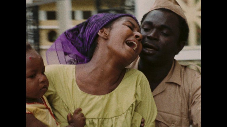 Screen capture from Sambizanga / Prisioneros de la tierra