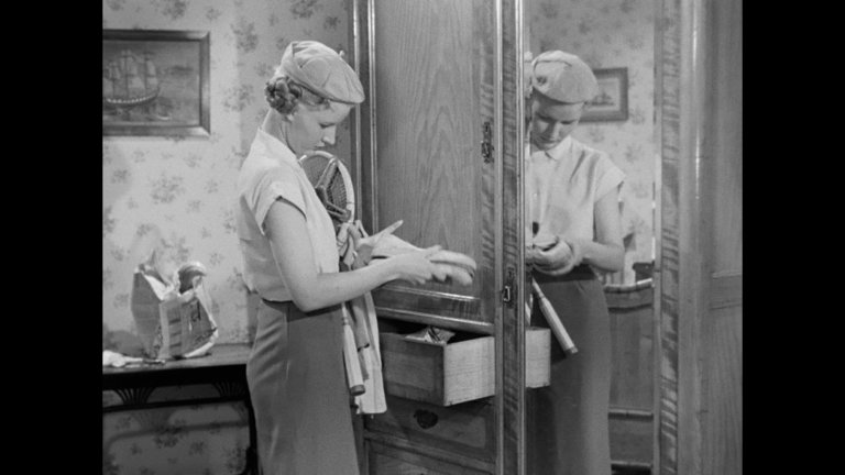 Screen capture from Monsieur Hulot's Holiday