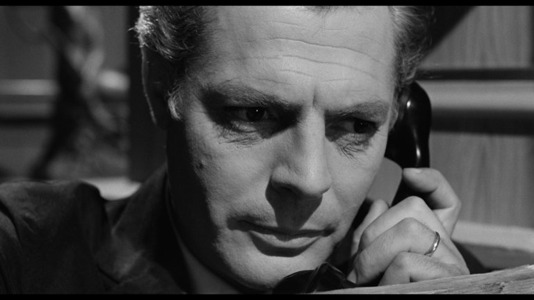 Screen capture from 8½