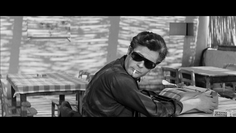 Screen capture from Essential Fellini