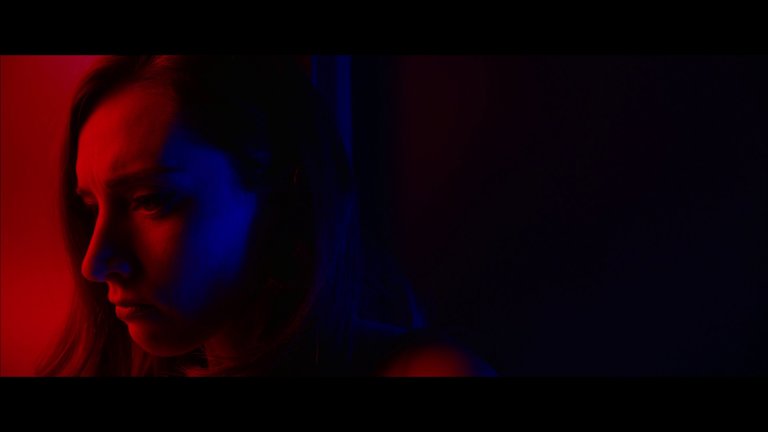 Screen capture from The Stylist