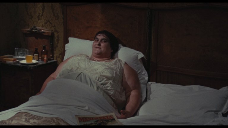 Screen capture from Roma