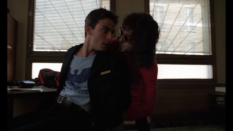Screen capture from Betty Blue