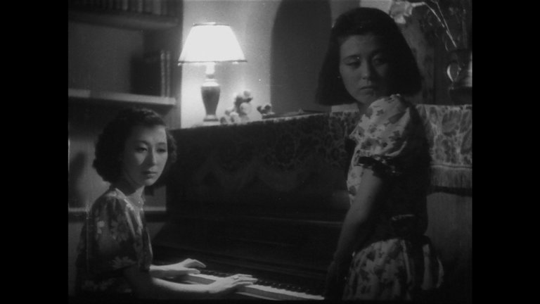 Screen capture from The Invisible Man Appears/The Invisible Man Vs. The Human Fly