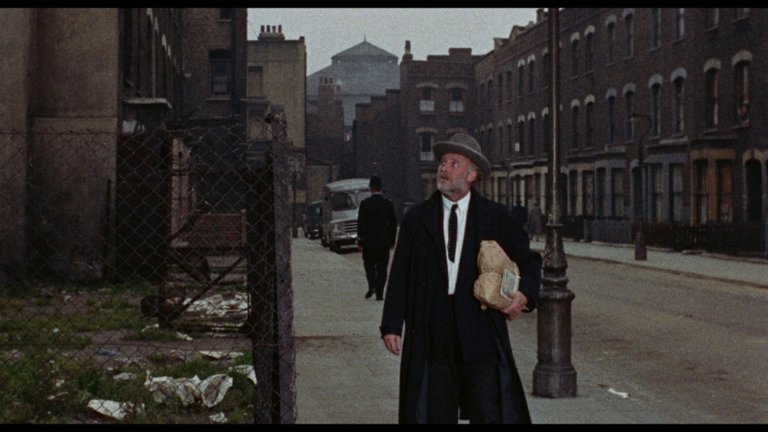 Screen capture from Gideon's Day