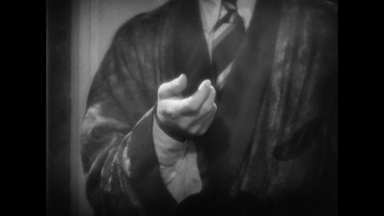Screen capture from Scarface