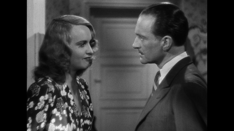 Screen capture from Le Corbeau