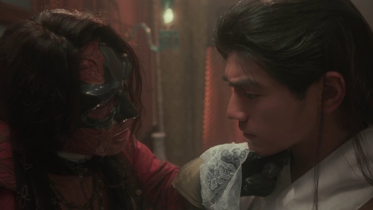 Screen capture from The Heroic Trio / Executioners