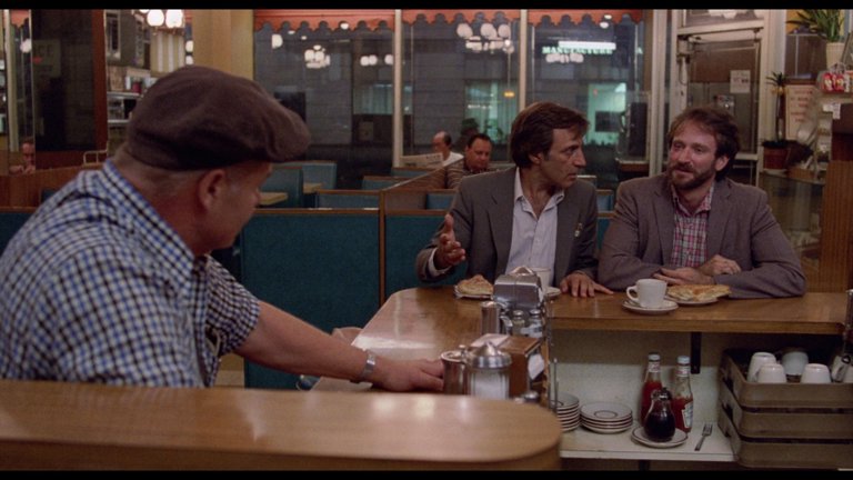 Screen capture from Moscow on the Hudson