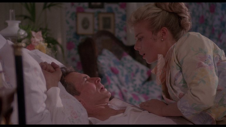 Screen capture from Edge of Sanity