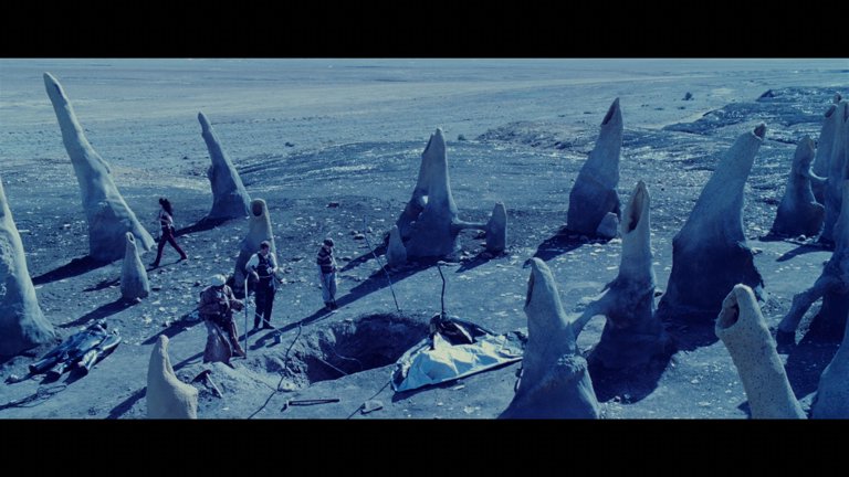 Screen capture from Pitch Black