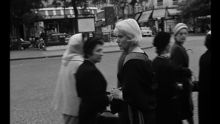 Screen capture from Cléo from 5 to 7
