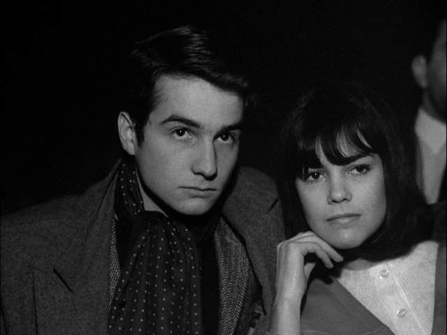Screen capture from Masculin féminin