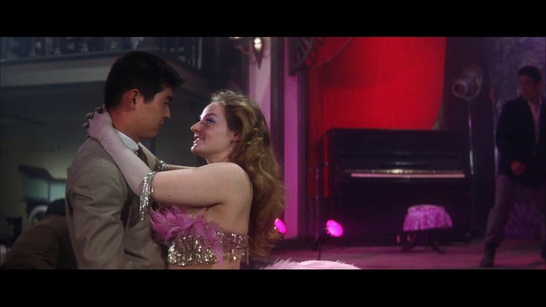 Screen capture from Tokyo Drifter