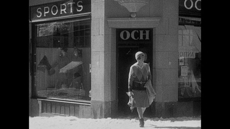 Screen capture from 100 Years of Olympic Films