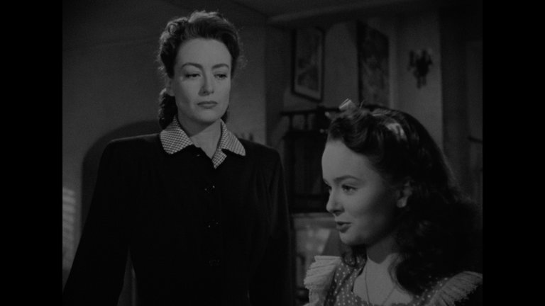 Screen capture from Mildred Pierce