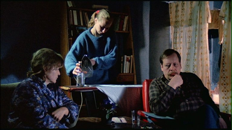 Screen capture from Aki Kaurismäki's Proletariat Trilogy