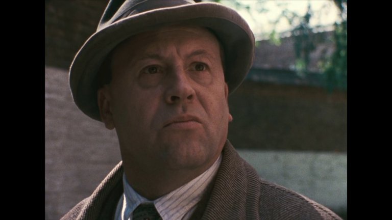 Screen capture from Berlin Alexanderplatz