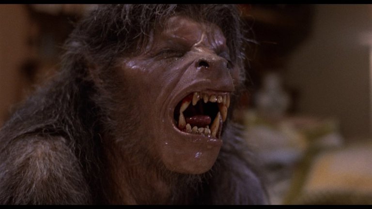 Screen capture from An American Werewolf in London