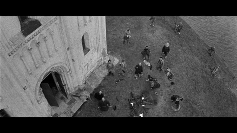 Screen capture from Andrei Rublev