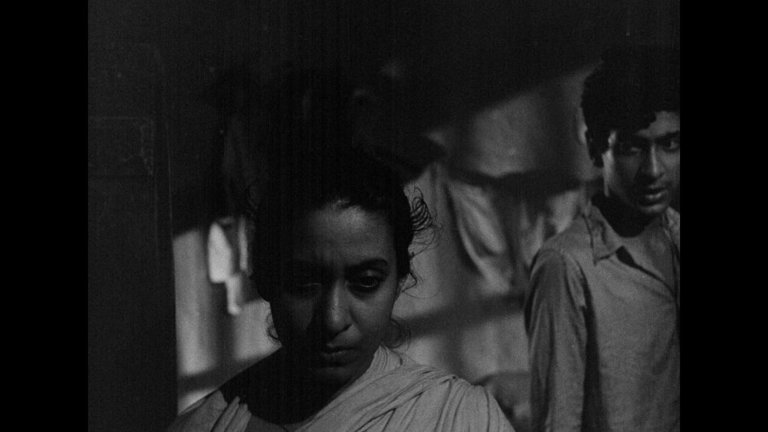 Screen capture from Aparajito