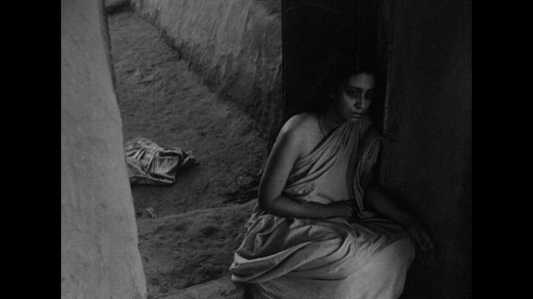 Screen capture from Aparajito