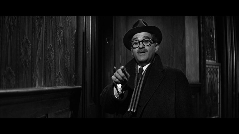 Screen capture from The Apartment