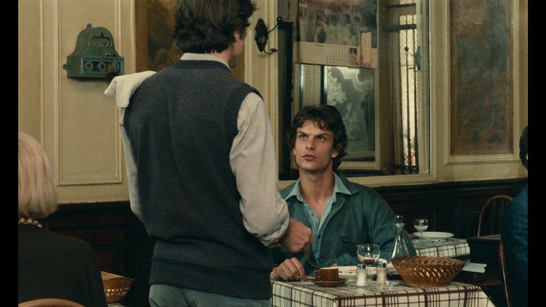 Screen capture from L’argent