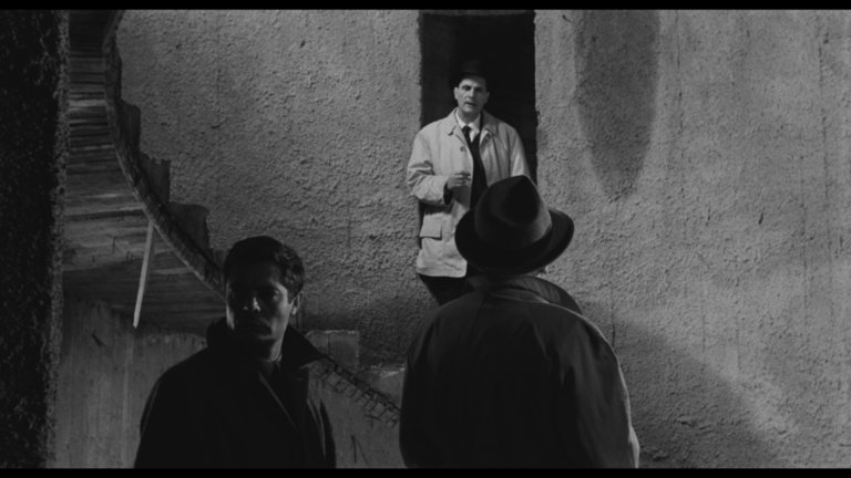 Screen capture from L'Assassino