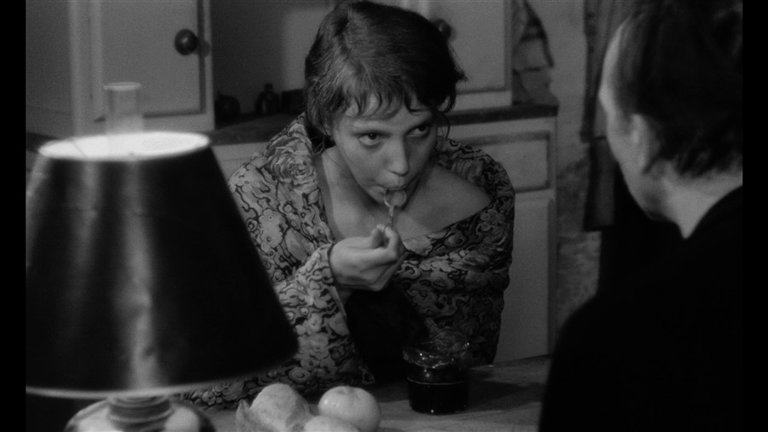 Screen capture from Au hasard Balthazar