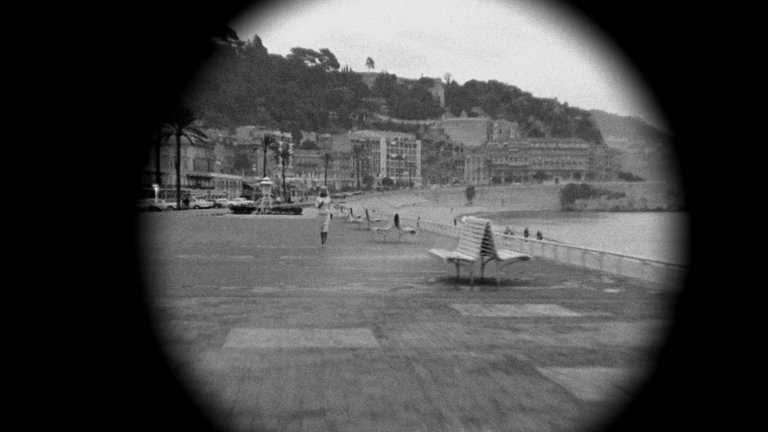 Screen capture from Bay of Angels