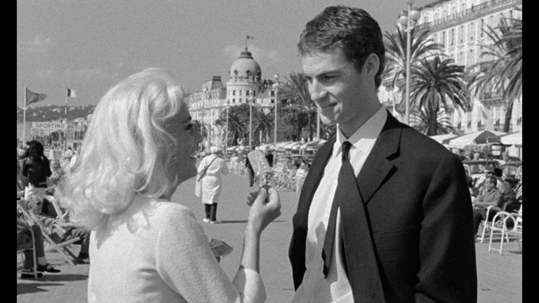 Screen capture from Bay of Angels