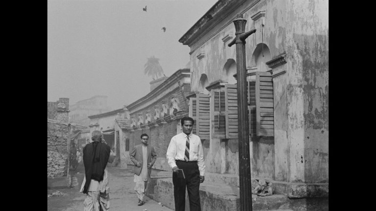 Screen capture from The Big City