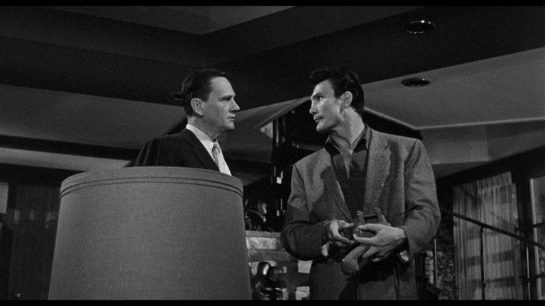 Screen capture from The Big Knife