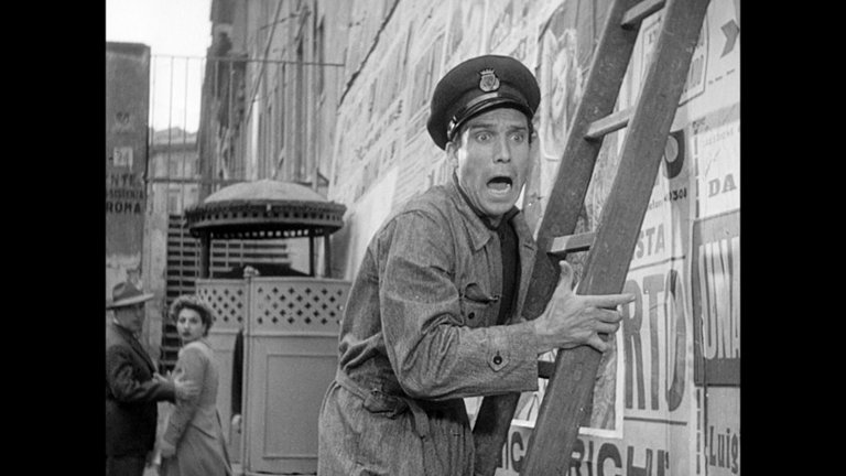 Screen capture from Bicycle Thieves