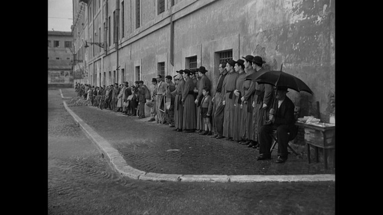 Screen capture from Bicycle Thieves